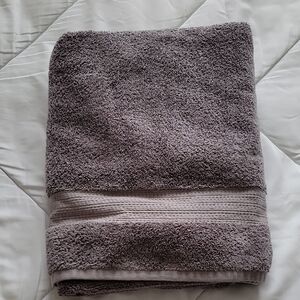 Plush Light Gray Bath Sheet